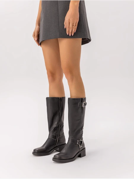Czarne kozaki biker boots ze skóry licowej