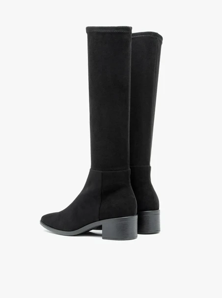 Schwarze Gummistiefel
