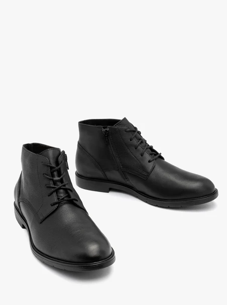 Schwarze Herrenstiefel im Freizeitstil