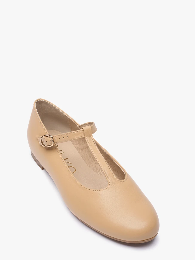 Beigefarbene T-Bar-Ballerinas aus Leder