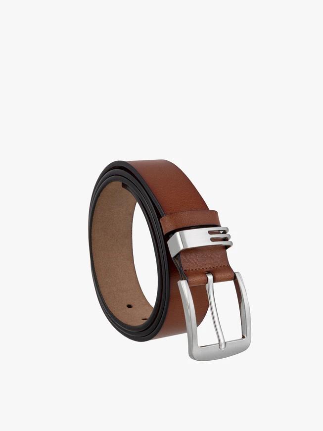 Men’s tan leather belt