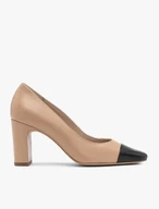 Beige pumps with black toe