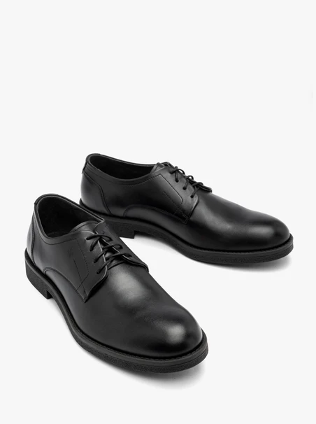 Schwarze Schnürschuhe für Männer