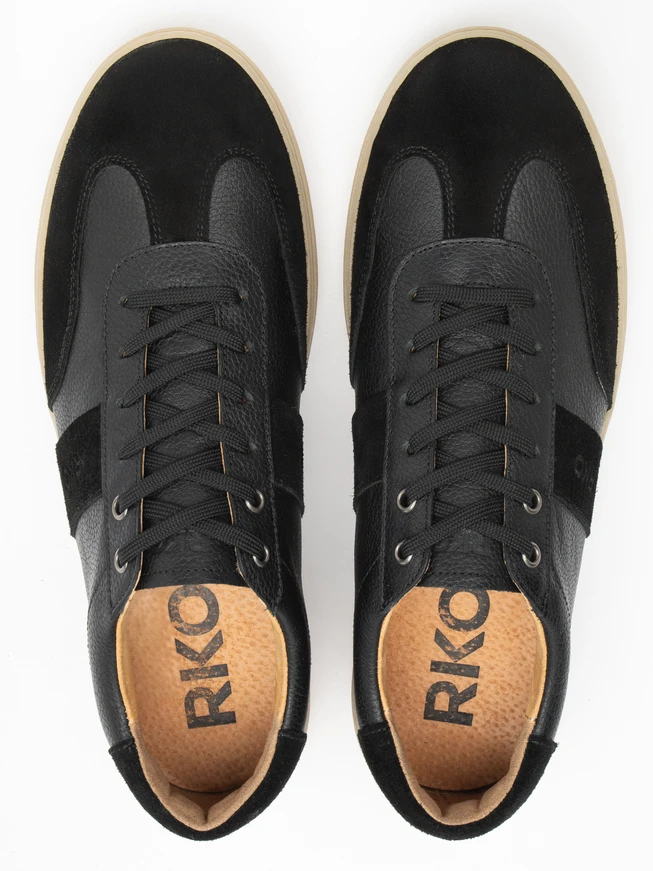 Schwarze Herren-Turnschuhe aus Leder mit hellem Boden