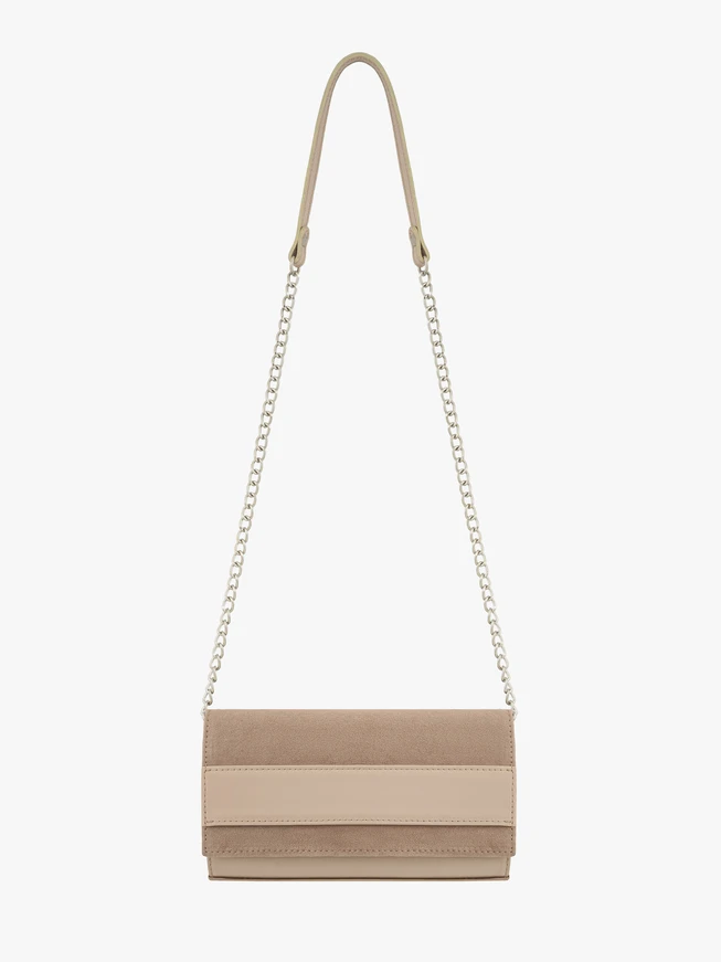 Beigefarbene zweifarbige Ketten-Clutch-Tasche