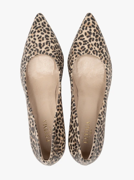 Women's pumps in leopard print
