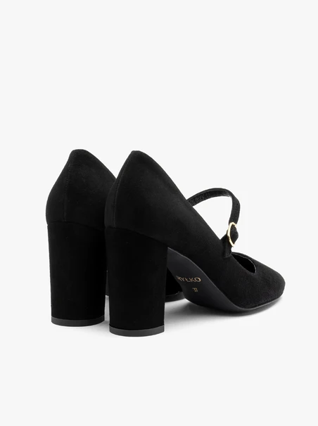 Schwarze Stiletto-Pumps mit Riemen