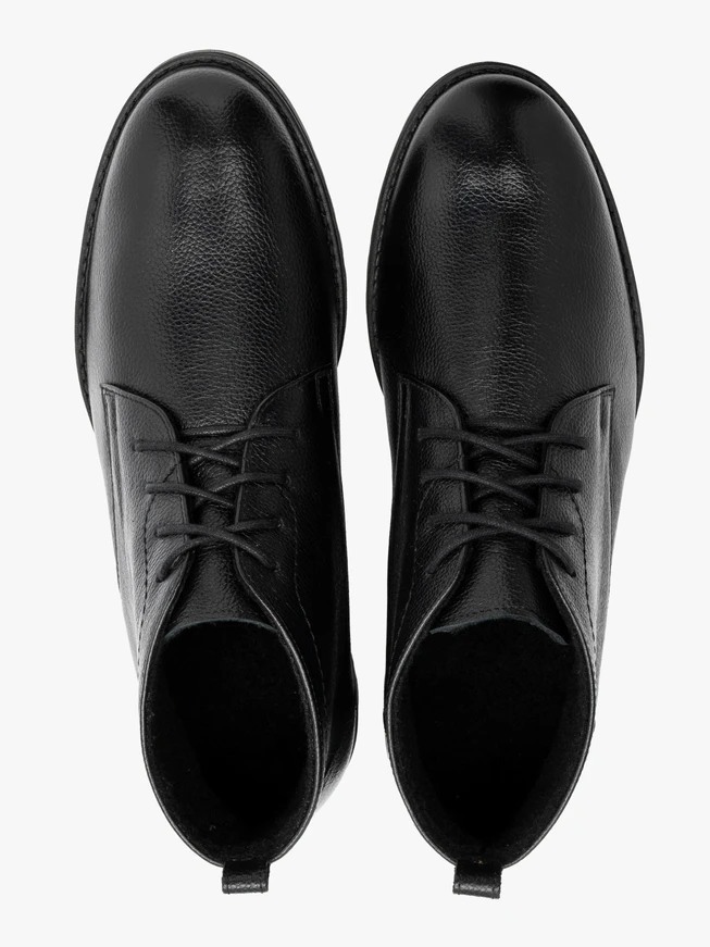 Schwarze Herrenstiefel aus Vollnarbenleder