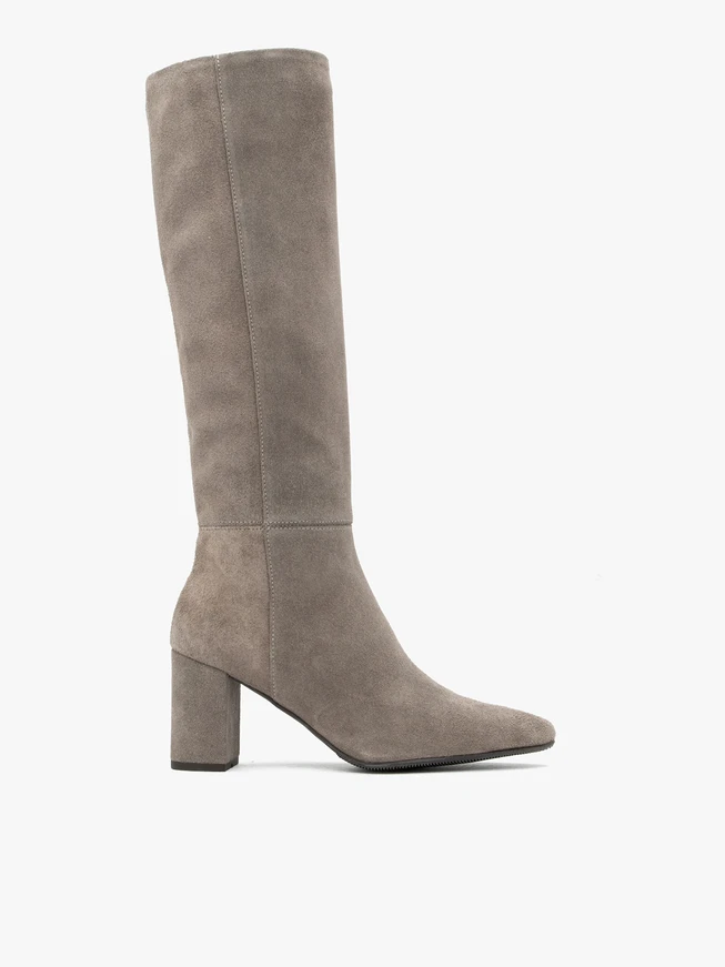 Graue Stiefel mit schmalem Schaft