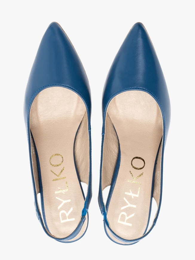 Niebieskie czółenka typu slingback