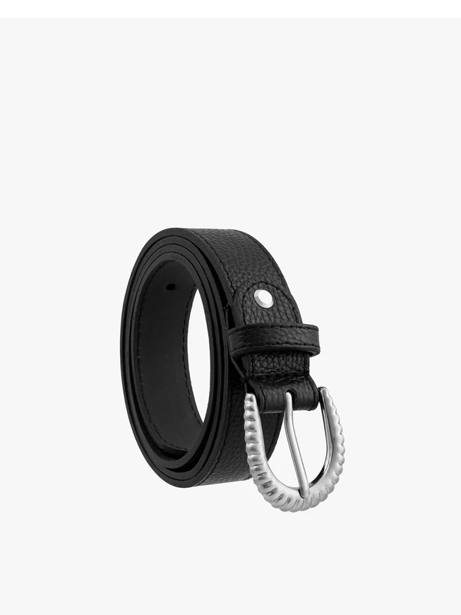 Women’s black leather belt
