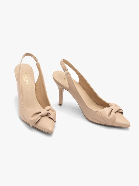Czółenka typu slingback z kokardką