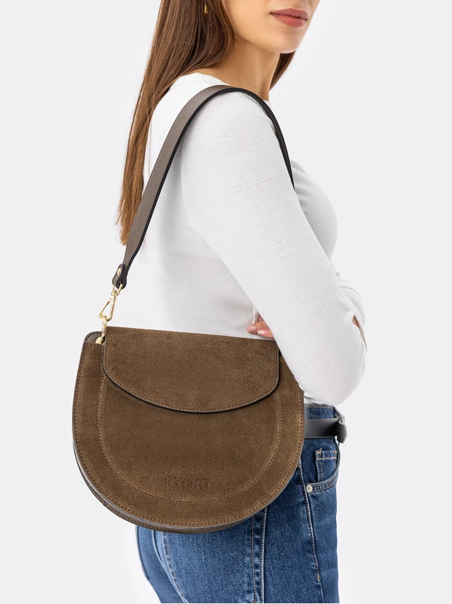 Braune mittelgroße Handtasche aus genarbtem Leder und Velours