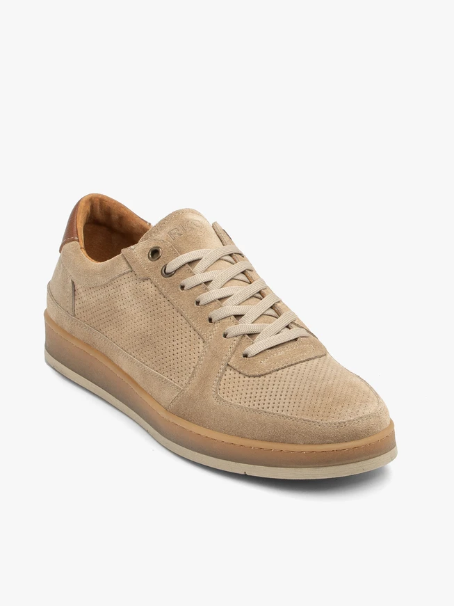 Beige sportliche Halbschuhe mit Perforationen