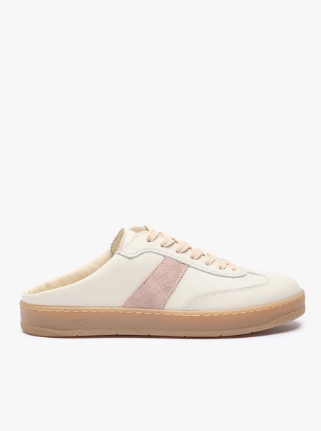 Kremowe sneakersy bez pięty