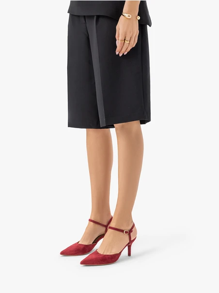 Kastanienbraune Slingback-Pumps ohne Absatz