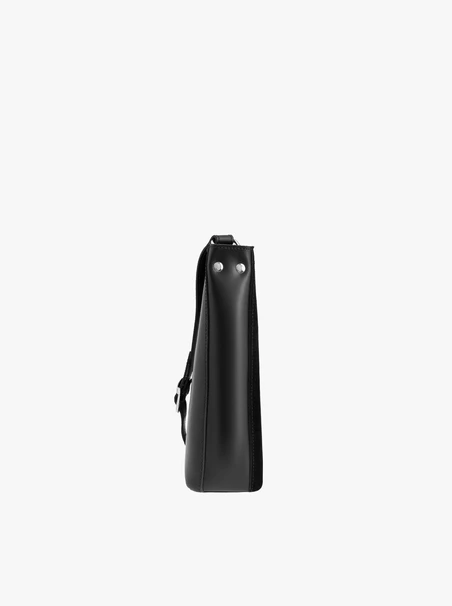 Black women’s handbag