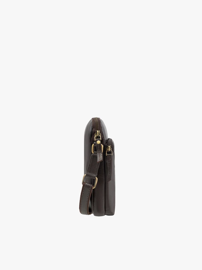 Kleine braune Herrentasche