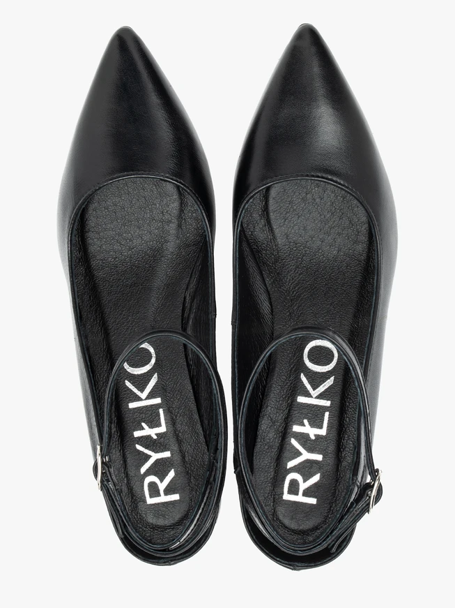 Schwarze Slingback-Pumps ohne Absatz