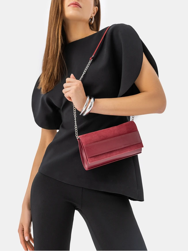 Kastanienbraune zweifarbige Ketten-Clutch-Tasche
