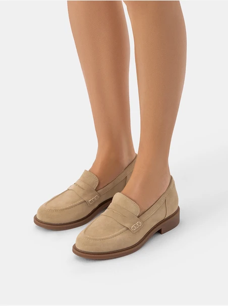 Mokassins aus sandfarbenem Veloursleder