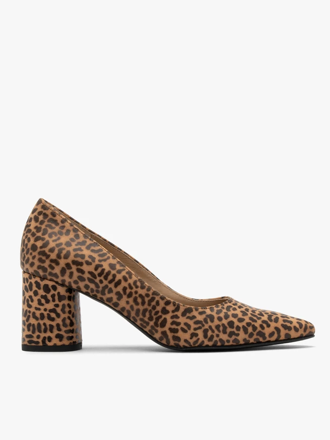 Leopard-print pumps with round block heel