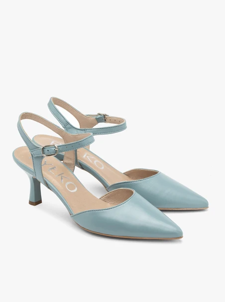 Blue pumps with patent heel