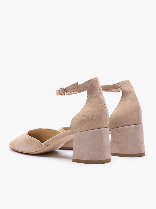 Beigefarbene Slingback-Pumps ohne Absatz