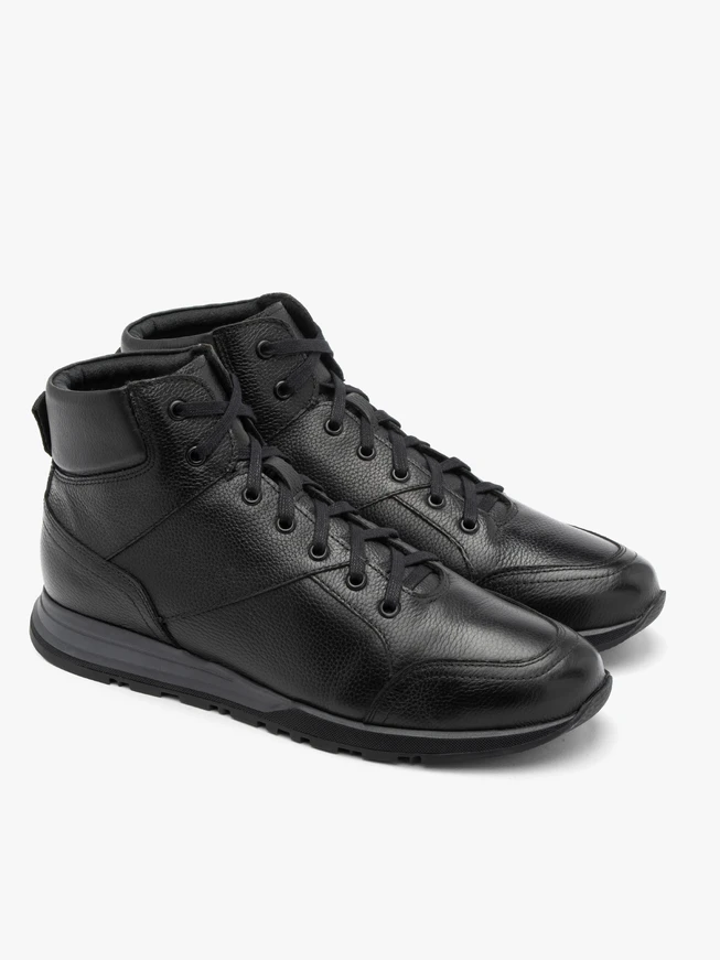 Black sporty men’s ankle boots