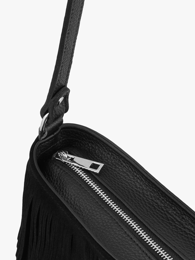 Schwarze Handtasche mit Fransen