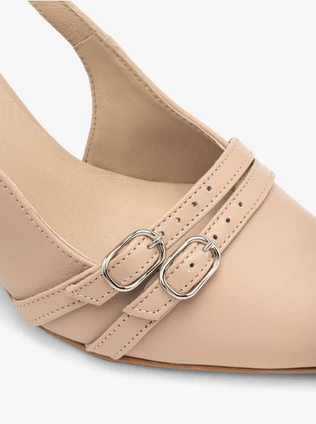 Czółenka slingback z dekoracyjnymi paskami