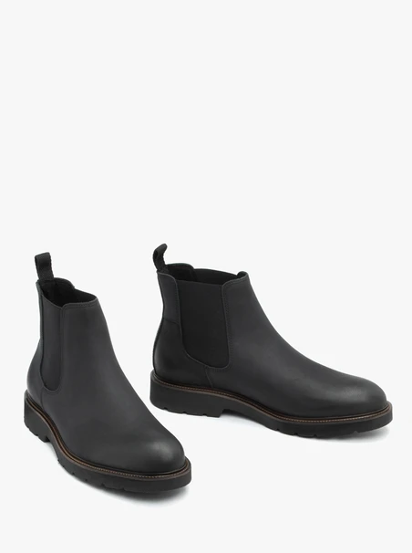 Schwarze Nubukleder-Pantoffeln
