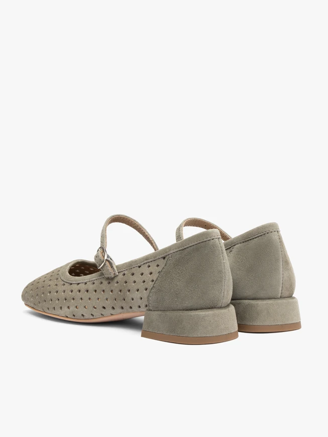 Olivefarbene Ballerinas mit Absätzen