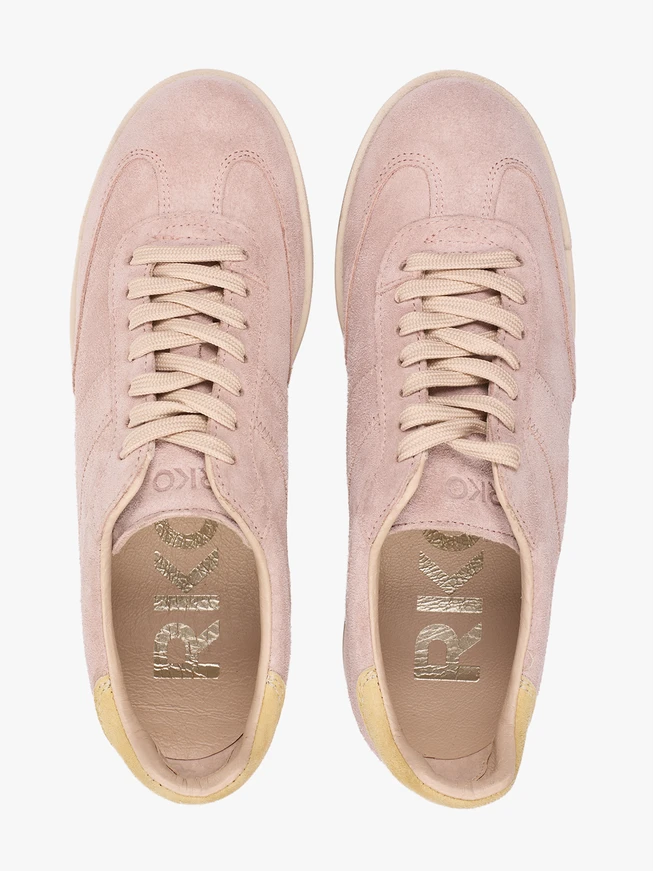 Puderrosa Sporthalbschuhe