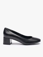 Schwarze klassische Pumps aus genarbtem Leder