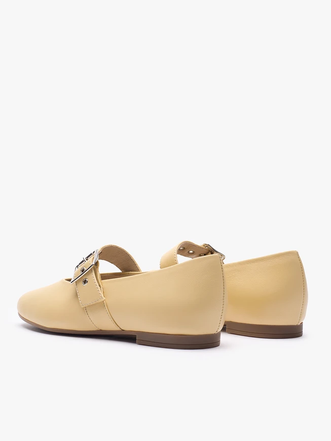 Leuchtend gelbe Mary Jane Ballerinas mit Riemen