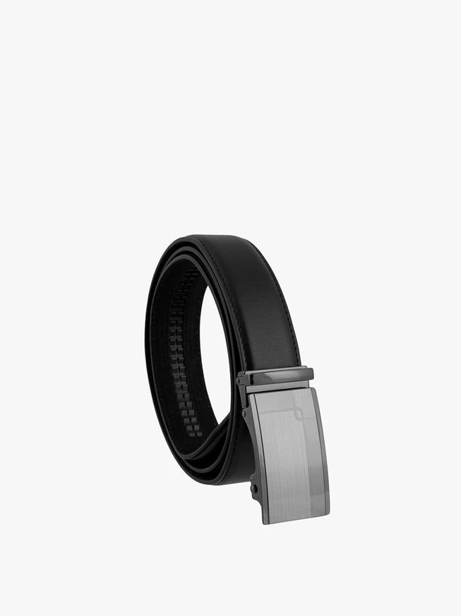Men’s black leather belt
