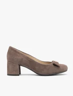 Braune Pumps mit Absatz