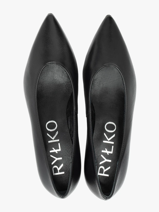Schwarze Stiletto-Pumps aus Leder