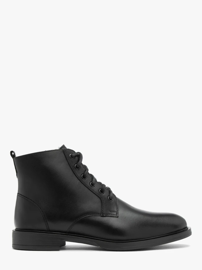 Mit natürlichem Schafsfell isolierte Herrenstiefel