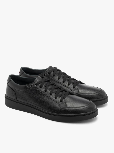 Schwarze Schnürschuhe für Männer