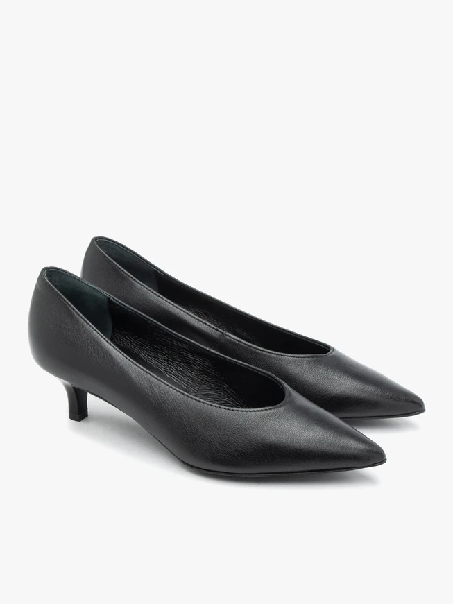 Schwarze Stiletto-Pumps aus Leder