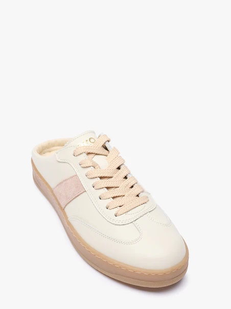 Kremowe sneakersy bez pięty