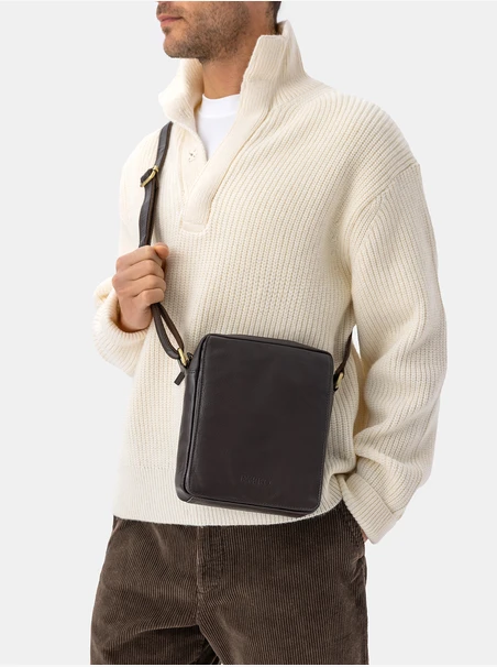 Kleine braune Herrentasche