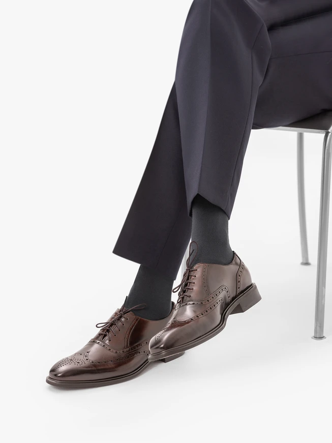 Gray men’s bamboo socks