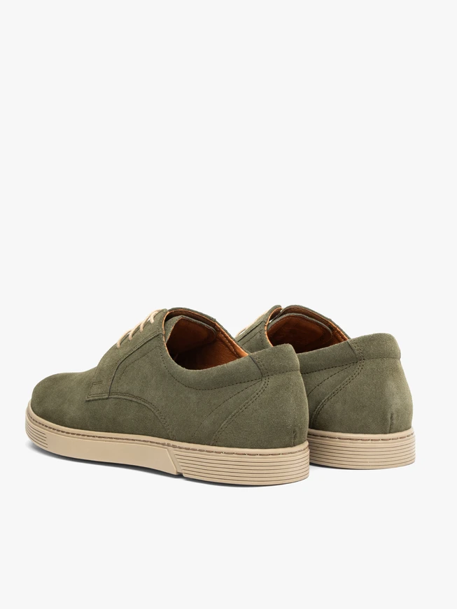 Halbschuhe aus Veloursleder zum Schnüren in Oliv