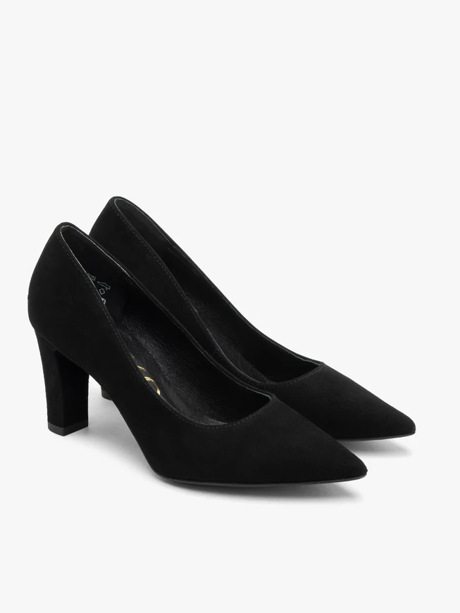 Black stiletto pumps