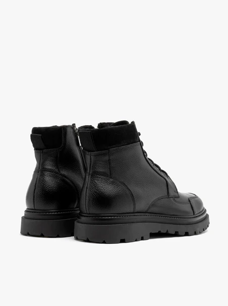 Chunky men’s boots with decorative upper