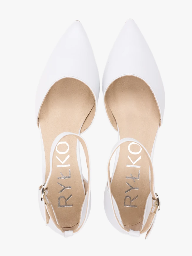 Weiße Stiletto-Pumps für die Braut