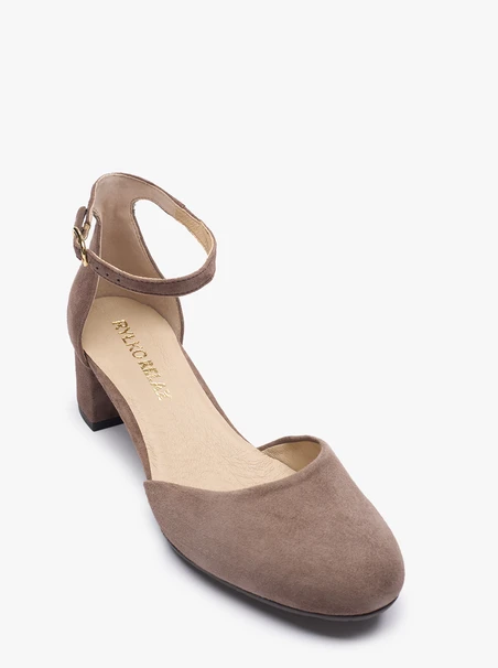 Pumps aus grau-braunem Veloursleder